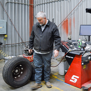 Tire Mechanic Moses Lake, WA | Scotty's Auto Repair